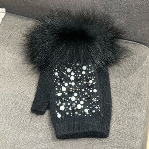 Mitchie’s fox fur fingerless beaded mittens